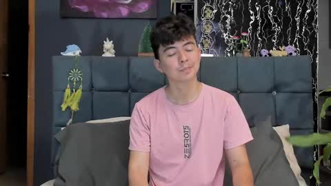 Alex and Camilo online show from January 19, 2025, 9:45 pm