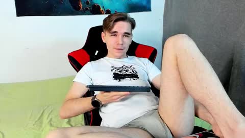 Snapshot of horny_yo chatting on February 2, 2025, 11:11 pm Max online show from February 2, 2025, 11:11 pm