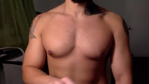 Snapshot of hornybbcxx chatting on December 3, 2024, 12:02 am hornybbcxx online show from December 3, 2024, 12:02 am