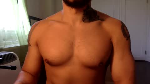 Snapshot of hornybbcxx chatting on December 8, 2024, 6:28 pm hornybbcxx online show from December 8, 2024, 6:28 pm