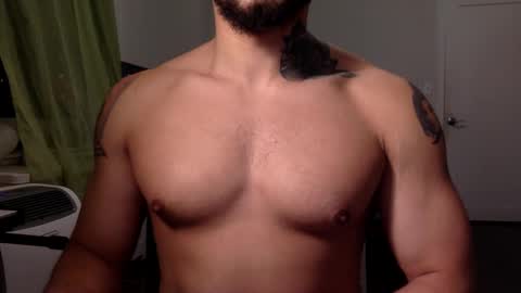 Snapshot of hornybbcxx chatting on December 22, 2024, 1:01 am hornybbcxx online show from December 22, 2024, 1:01 am