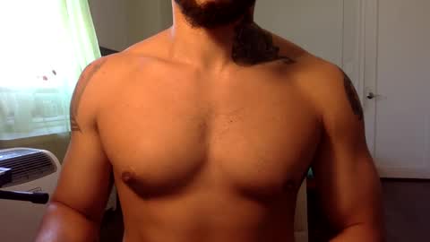 Snapshot of hornybbcxx chatting on December 23, 2024, 6:16 pm hornybbcxx online show from December 23, 2024, 6:16 pm