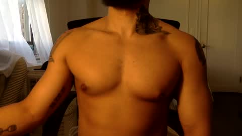 Snapshot of hornybbcxx chatting on October 3, 2025, 10:18 pm hornybbcxx online show from October 3, 2025, 10:18 pm