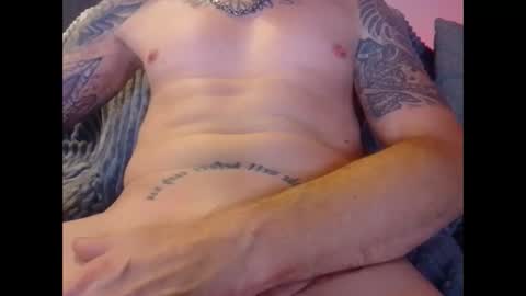 Snapshot of hornydeutsch chatting on October 26, 2025, 6:52 am hornydeutsch online show from October 26, 2025, 6:52 am