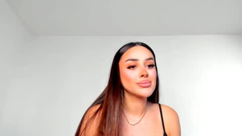 Snapshot of hornyemma_ chatting on May 25, 2026, 8:53 am Emma online show from May 25, 2026, 8:53 am