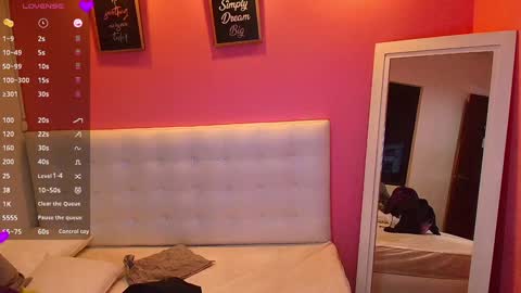 Snapshot of hornyhousekeeper_ chatting on February 5, 2025, 12:27 pm Valentina online show from February 5, 2025, 12:27 pm
