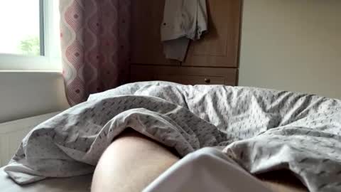Snapshot of hornyian91 chatting on May 16, 2026, 4:42 am Liverpool lad online show from May 16, 2026, 4:42 am
