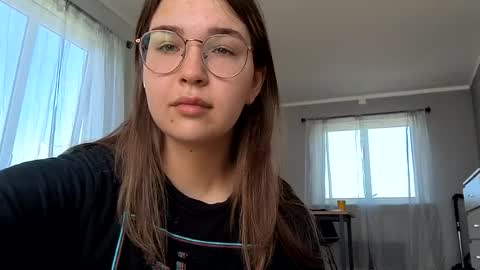 Snapshot of hornykitty_x chatting on July 10, 2026, 9:12 am Alisa and Mike online show from July 10, 2026, 9:12 am