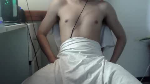 Flea online show from October 10, 2025, 10:36 am