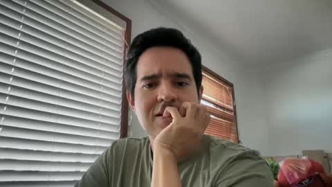 Snapshot of hornylook59 chatting on December 17, 2024, 5:18 am hornylook59 online show from December 17, 2024, 5:18 am