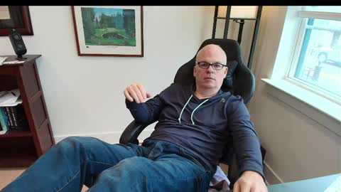hornynthick70 online show from May 24, 2026, 6:35 pm