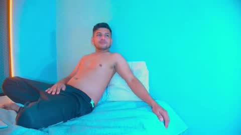 hornyshow1 online show from March 24, 2026, 11:59 am