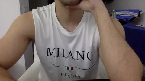 hornyspaniard93 online show from April 23, 2026, 11:40 pm