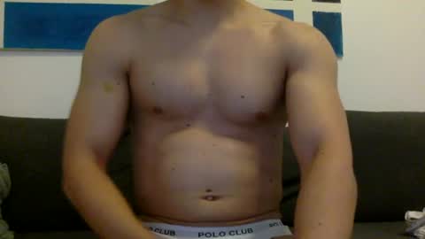 Snapshot of hornyspaniard93 chatting on June 18, 2026, 11:36 am hornyspaniard93 online show from June 18, 2026, 11:36 am