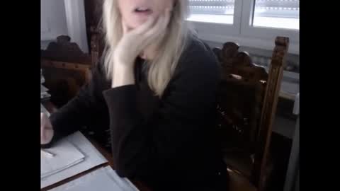 Hornyssima online show from November 4, 2025, 10:47 am