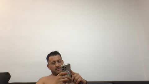 Snapshot of horsechris chatting on May 6, 2026, 7:30 pm Chriss90 online show from May 6, 2026, 7:30 pm