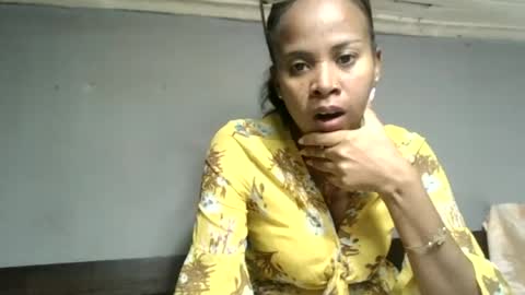 Snapshot of hortansiaa chatting on June 18, 2026, 6:56 pm Hortansiaa online show from June 18, 2026, 6:56 pm