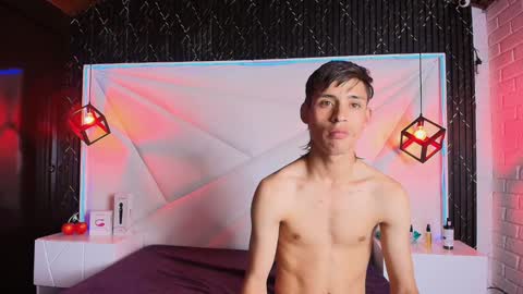 Snapshot of horus_at chatting on January 5, 2025, 1:13 am horus_at online show from January 5, 2025, 1:13 am