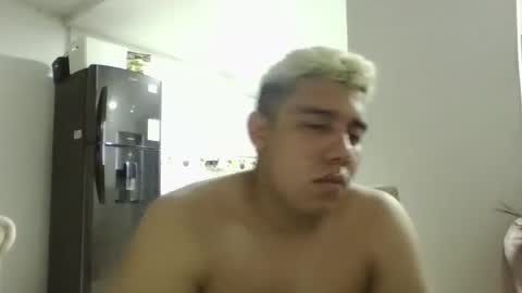 hot2512 online show from January 9, 2026, 2:03 am