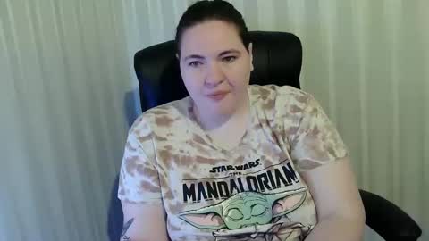 hot2panthers online show from November 16, 2025, 4:07 am