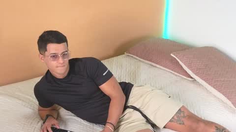 Snapshot of hot69temptation chatting on December 7, 2024, 5:42 pm Marcus Tatti online show from December 7, 2024, 5:42 pm