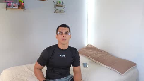 Snapshot of hot69temptation chatting on February 26, 2025, 2:03 pm Marcus Tatti online show from February 26, 2025, 2:03 pm