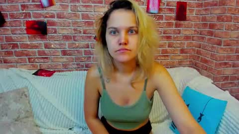 Jessica  online show from September 10, 2025, 3:17 am