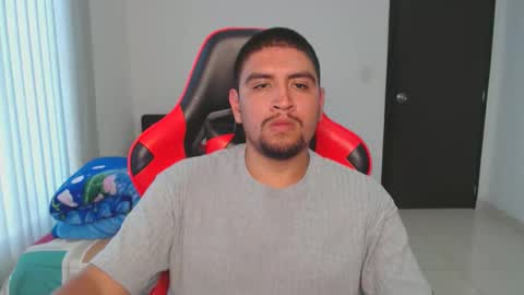 hot__husbands online show from March 4, 2025, 6:18 pm