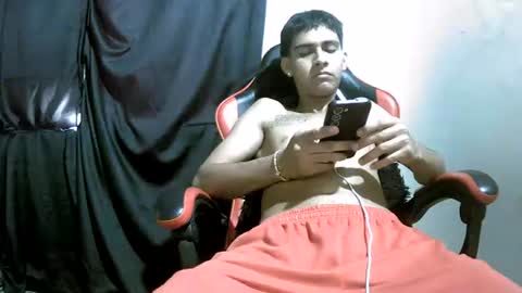 Snapshot of hot__mechanic chatting on July 8, 2026, 2:10 pm hot__mechanic online show from July 8, 2026, 2:10 pm
