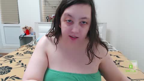 Snapshot of hot_and_pretty chatting on January 2, 2025, 7:29 pm Lila online show from January 2, 2025, 7:29 pm