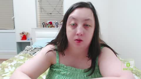 Snapshot of hot_and_pretty chatting on January 9, 2025, 3:44 pm Lila online show from January 9, 2025, 3:44 pm
