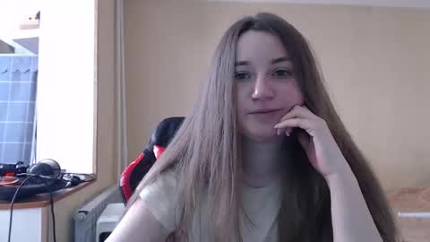Snapshot of hot_angel_sky chatting on March 27, 2026, 3:12 pm Angel online show from March 27, 2026, 3:12 pm