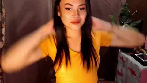 Snapshot of hot_babe0802 chatting on May 28, 2026, 10:23 am HANNA online show from May 28, 2026, 10:23 am