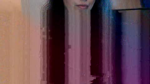 v     online show from February 10, 2025, 12:29 pm