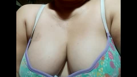 hot_boobs21 online show from March 12, 2025, 9:13 pm