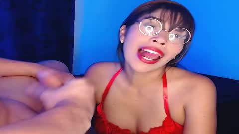 hot_boy_2027 online show from April 18, 2026, 7:58 pm