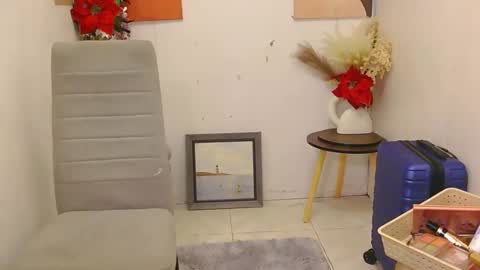 Snapshot of hot_daniela090393 chatting on November 24, 2025, 11:43 am DANIELA online show from November 24, 2025, 11:43 am