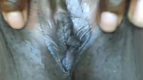 Milly online show from December 5, 2025, 7:17 am