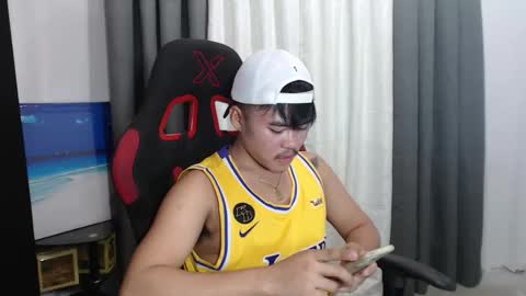 hot_emmanuel online show from September 18, 2025, 8:27 am