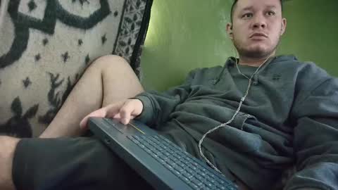 Snapshot of hot_guy36 chatting on November 17, 2025, 3:18 pm hot_guy36 online show from November 17, 2025, 3:18 pm