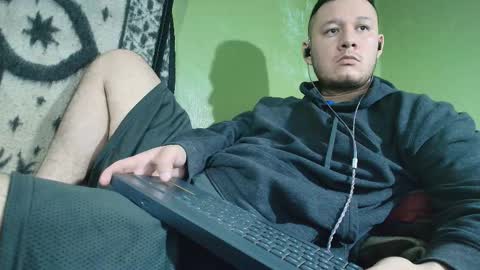 hot_guy36 online show from January 18, 2026, 5:06 pm