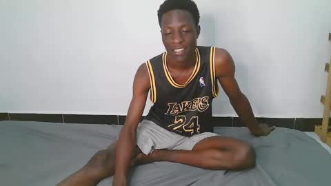 hot_guys88 online show from April 21, 2026, 12:33 pm