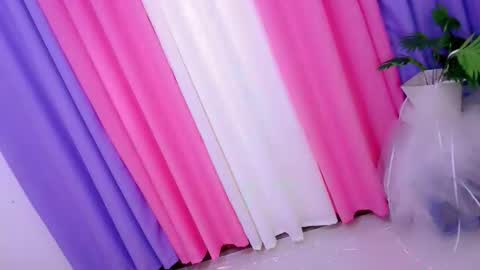 Snapshot of hot_hazelxx chatting on September 22, 2025, 11:40 pm Hazel online show from September 22, 2025, 11:40 pm