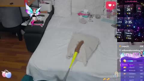 Jessica  Tyler online show from January 11, 2025, 8:43 pm