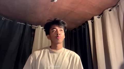 hot_kianxx online show from October 1, 2025, 2:23 pm