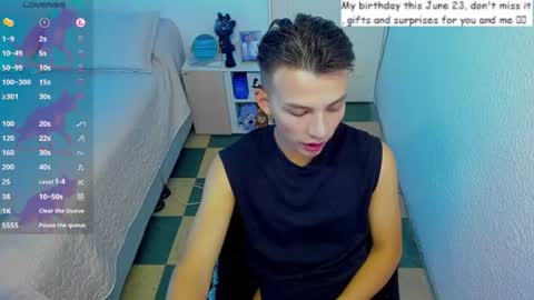 Snapshot of hot_latin_temptation chatting on June 12, 2026, 6:12 am Alejandro online show from June 12, 2026, 6:12 am