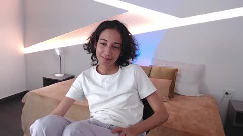 Alana online show from December 13, 2024, 9:41 pm