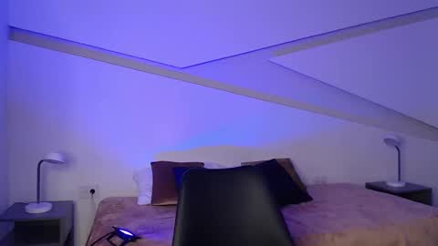 Alana online show from February 12, 2025, 8:50 pm