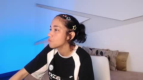 Alana online show from October 23, 2025, 9:35 pm