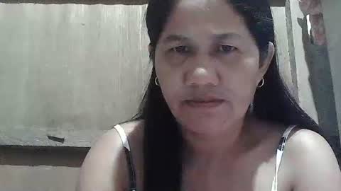 Snapshot of hot_mama09 chatting on May 11, 2026, 9:23 pm hotmama online show from May 11, 2026, 9:23 pm